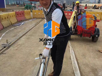路面灌縫施工，選翔工機(jī)械瀝青灌縫機(jī)