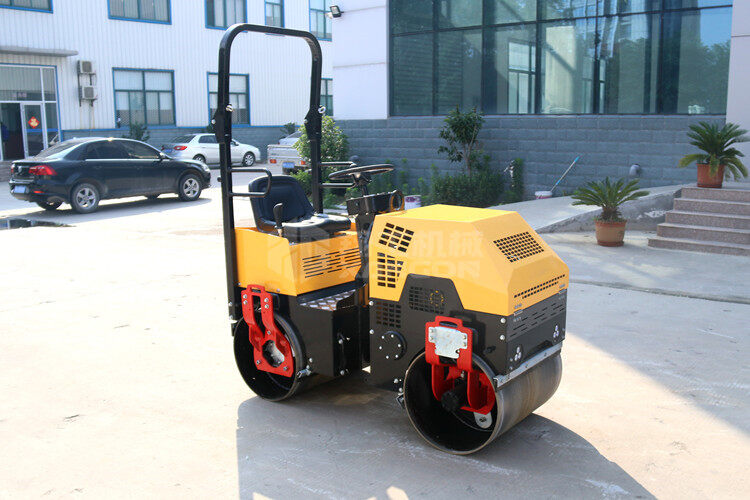 不容錯過的技術(shù)干貨——小型壓路機平安?？考记? title=
