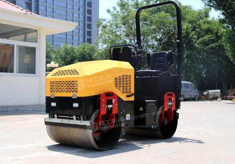 壓路機(jī)型號(hào)多？根據(jù)工程量選擇準(zhǔn)沒(méi)錯(cuò)